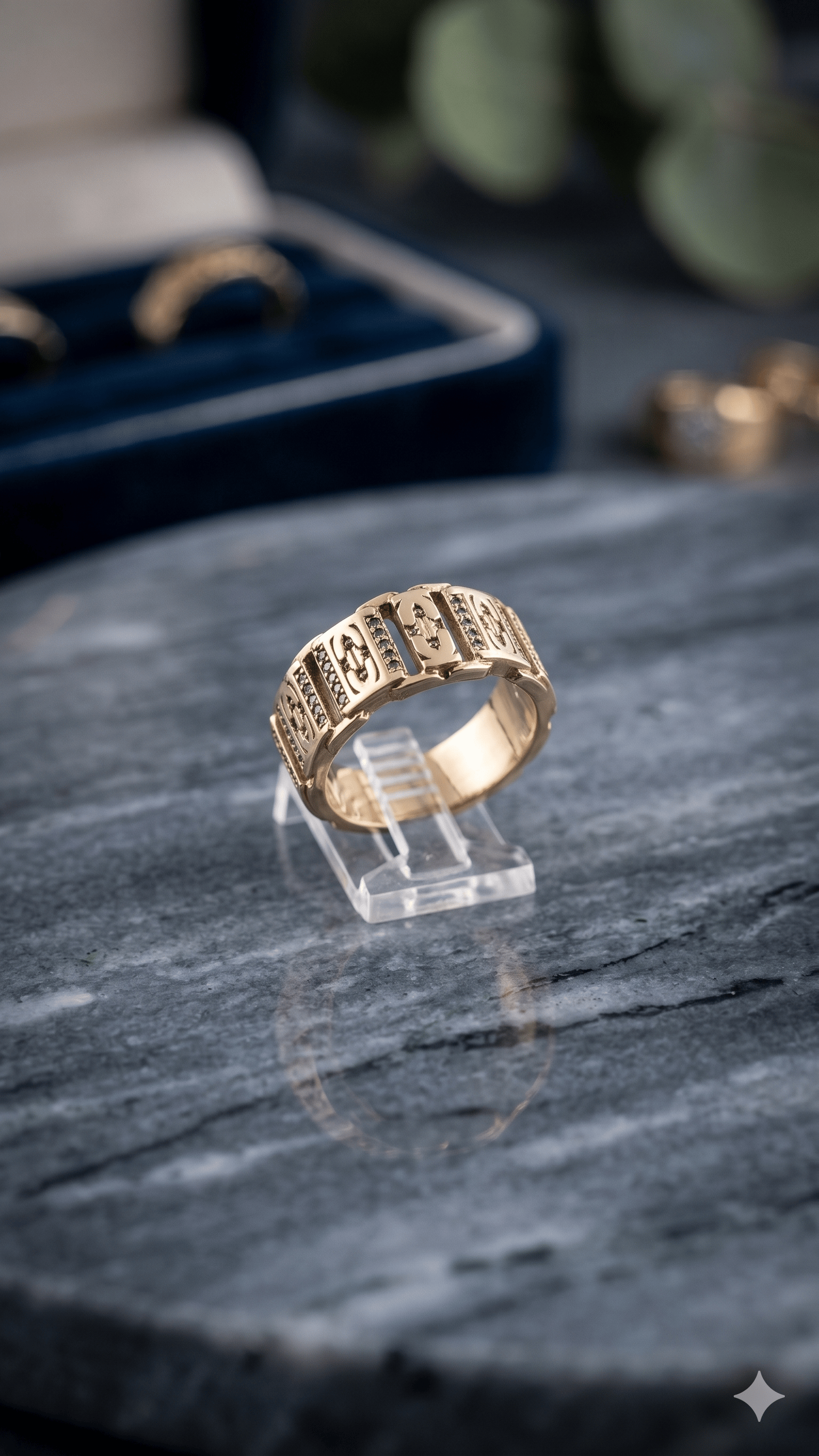 Two-Tone Industrial Link Statement Ring - Image 3