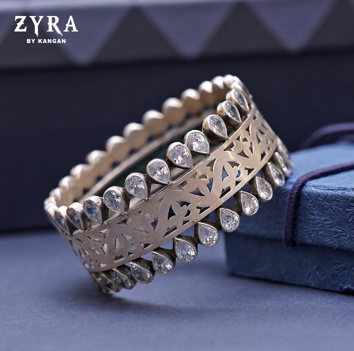 Luxury Silver Zarkan Bracelet - Image 2