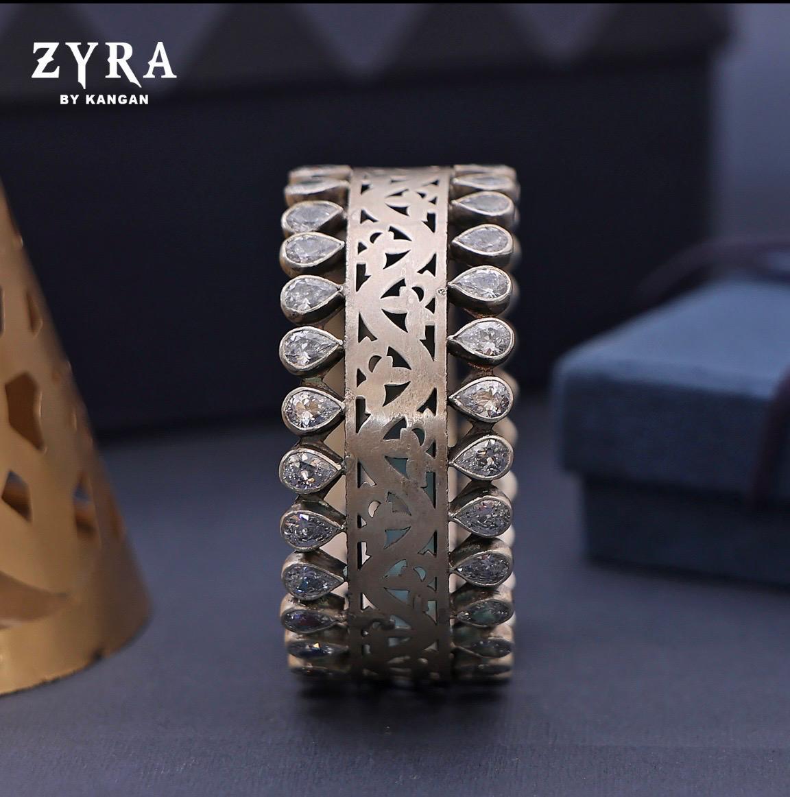 Luxury Silver Zarkan Bracelet - Image 3
