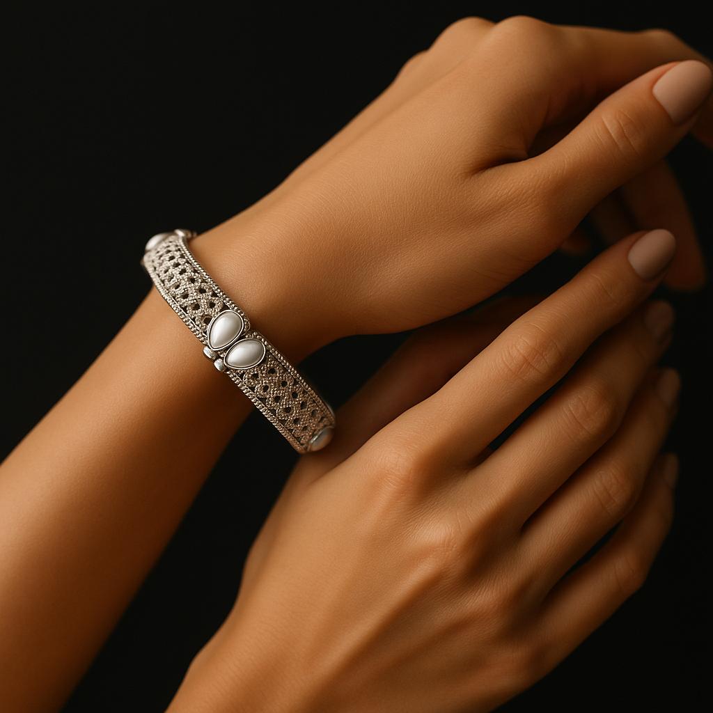 Elegant Silver Bangle