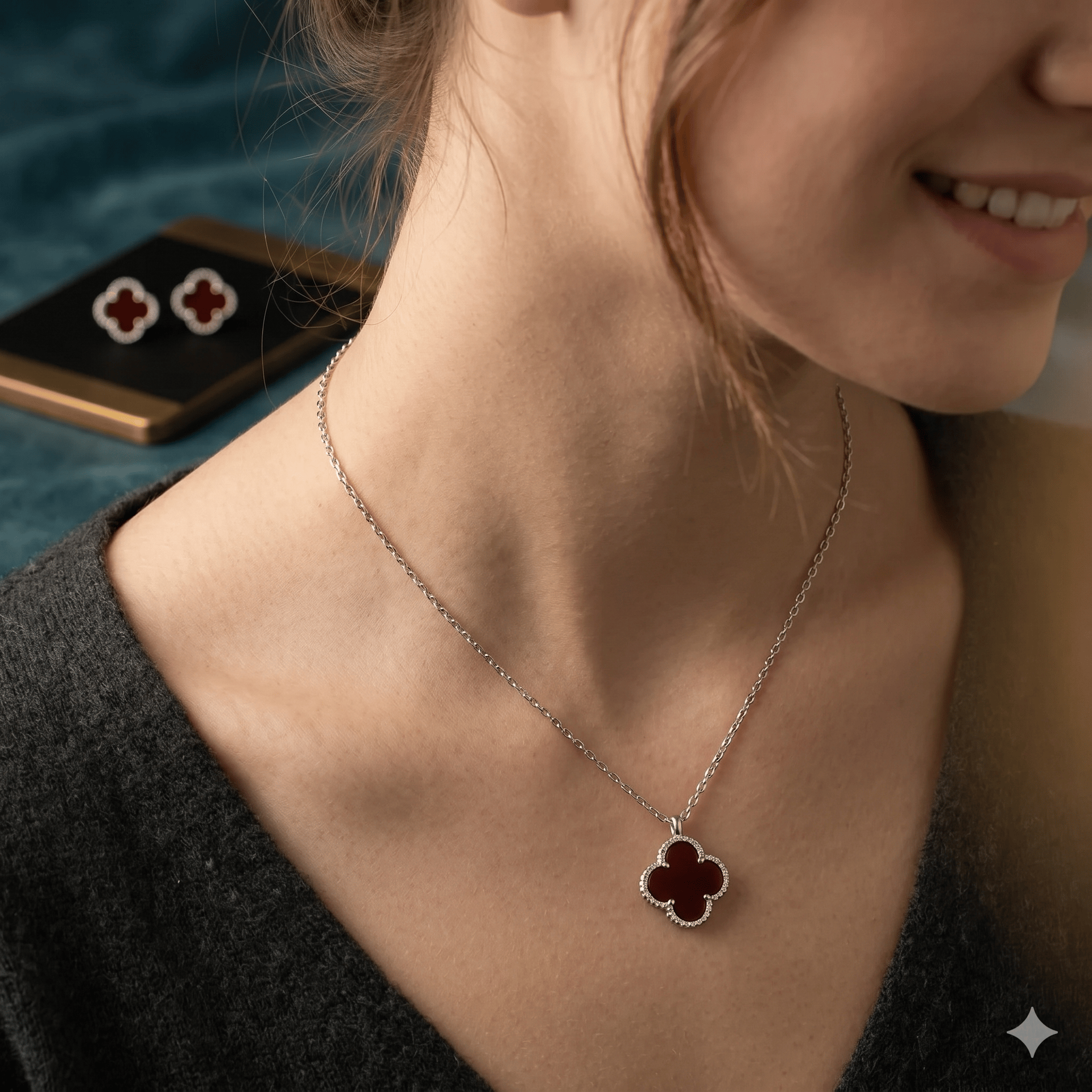 Silver Chain Luxury Necklace - Image 2